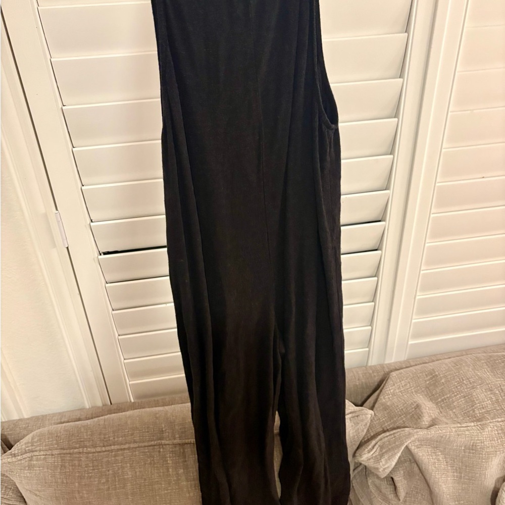 Carly Jean Los Angeles Black Jumpsuit - Picture 3 of 3